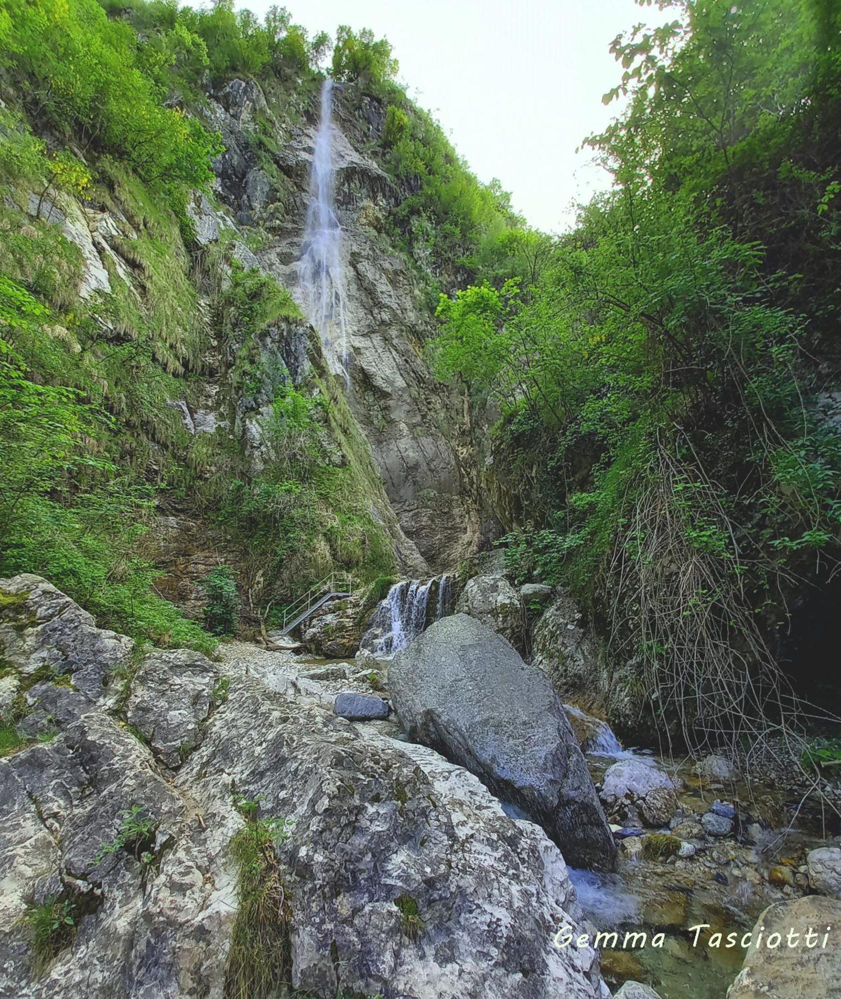 Natura Tra Bosco E Lago Castelveccana 外观 照片